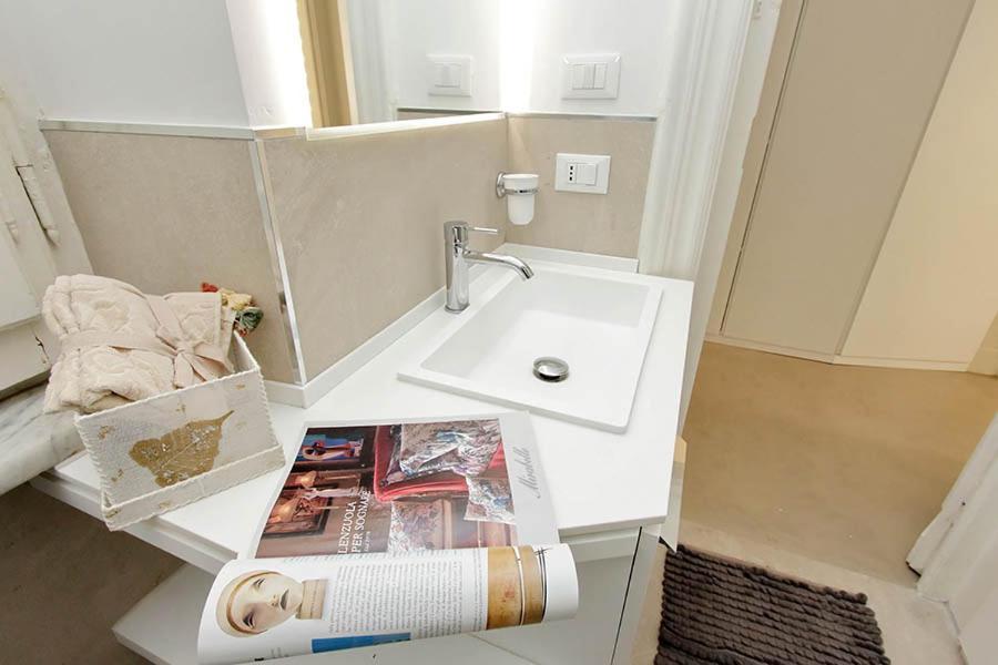 Elegant Apartment In The Heart Of Rome-Navona Area Zewnętrze zdjęcie
